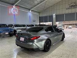 تۆیۆتا کامری